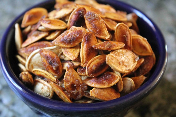 Caramelized Pumpkin Seeds from Cooking With My Kid