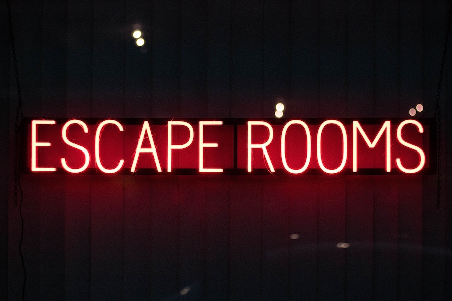 escape rooms for family fun near woodland hills