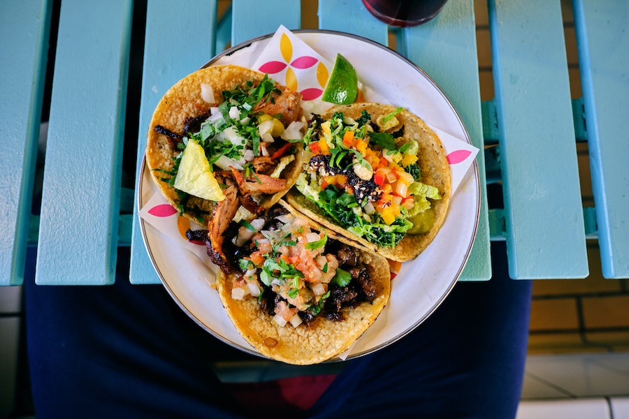 tacos and mexican food in woodland hills