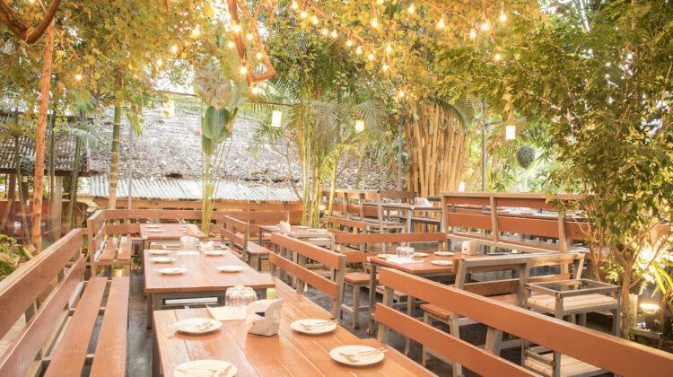 Best Outdoor Seating in Woodland Hills